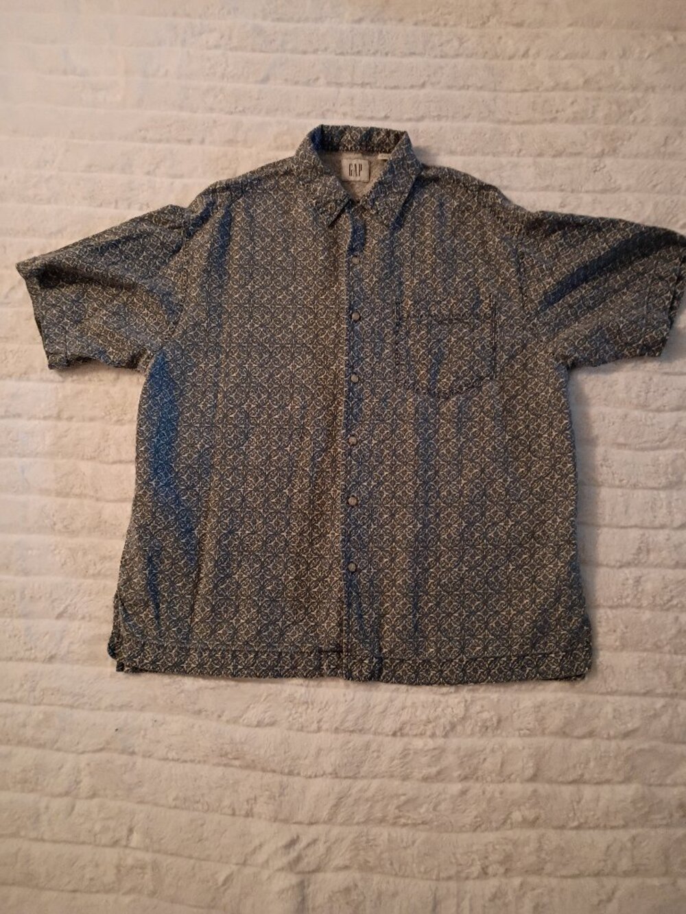 GAP Button Up Shirt